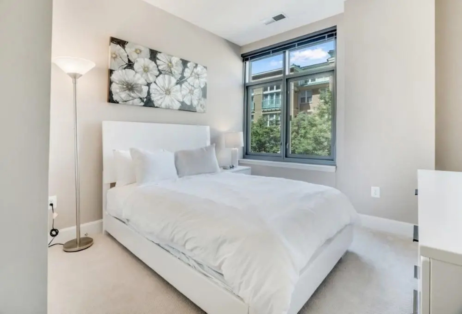 Global Luxury Suites at Town Center North