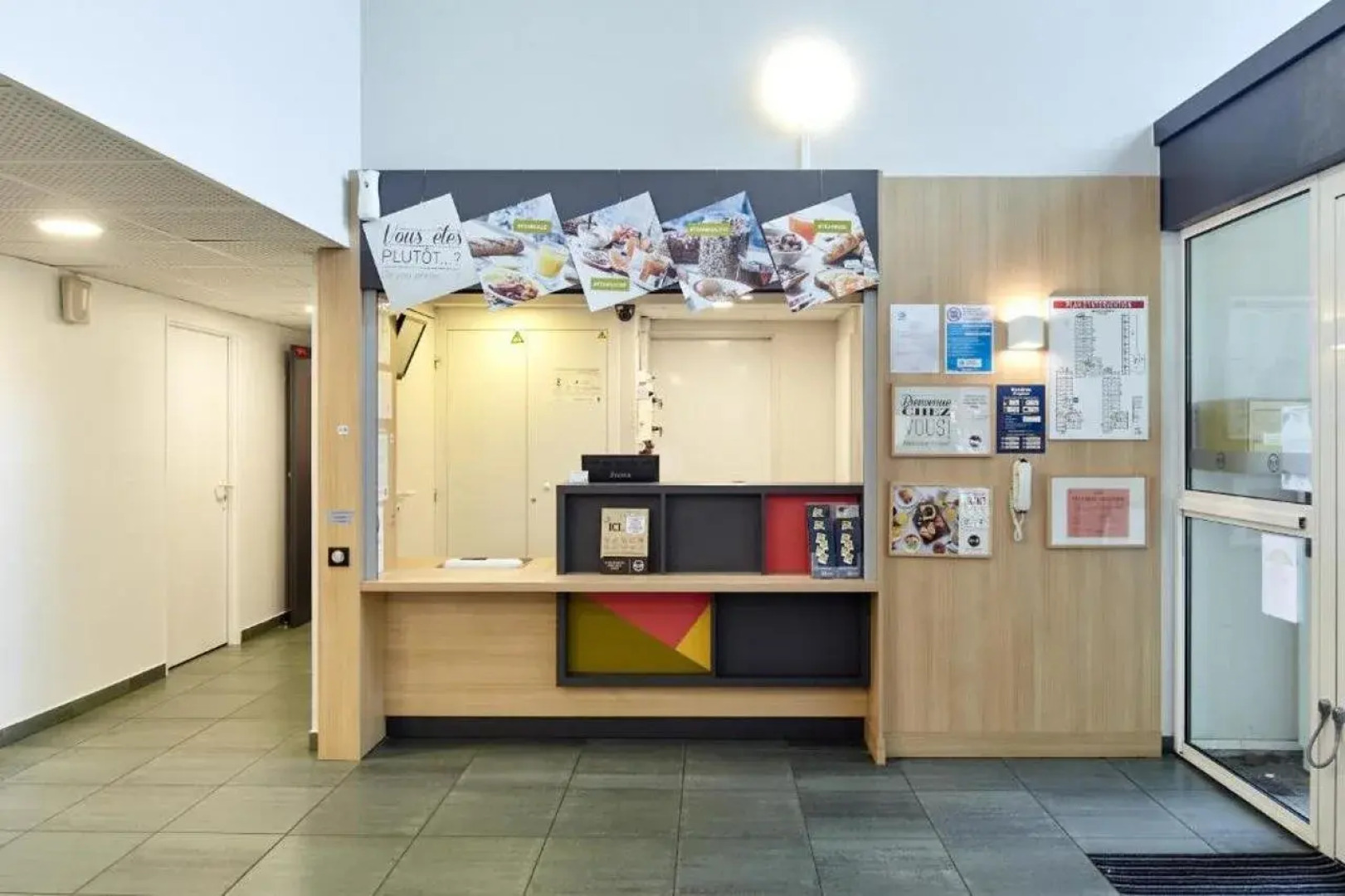 B&B HOTEL Evry Lisses (2)