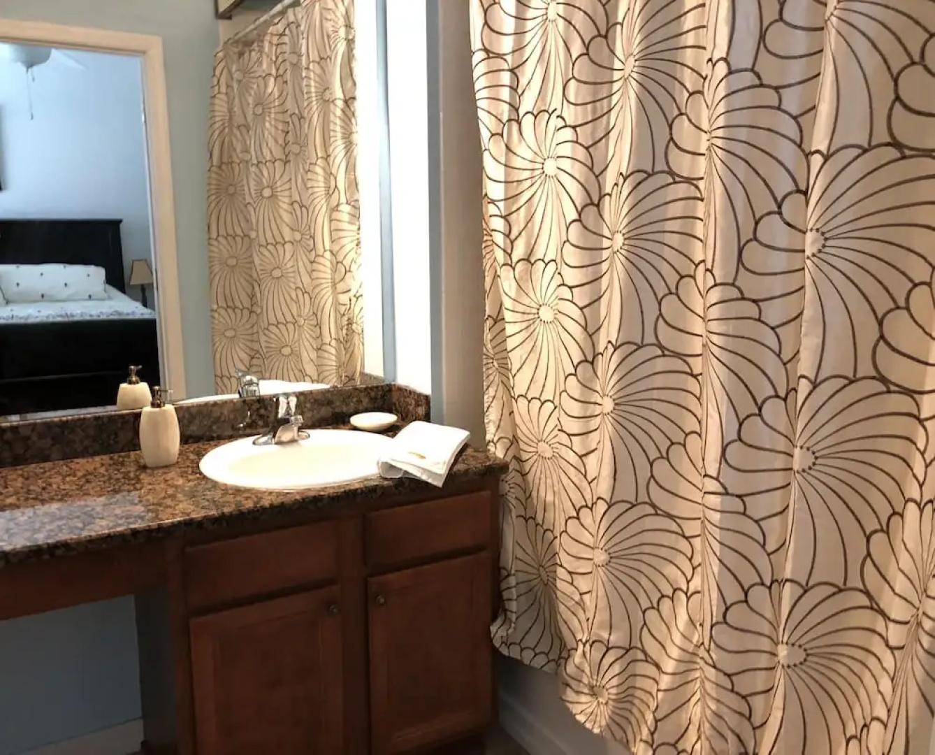 Crystal Cove 4768