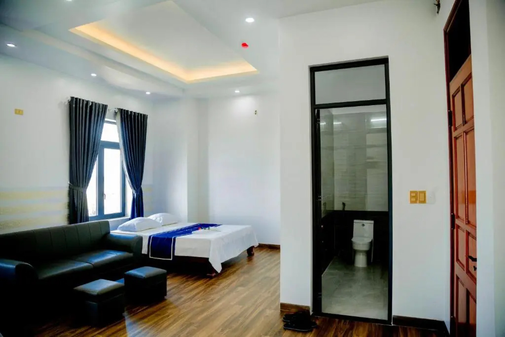 Châu Ngoc Viên Hotel - Bien My Khê - Quang Ngãi