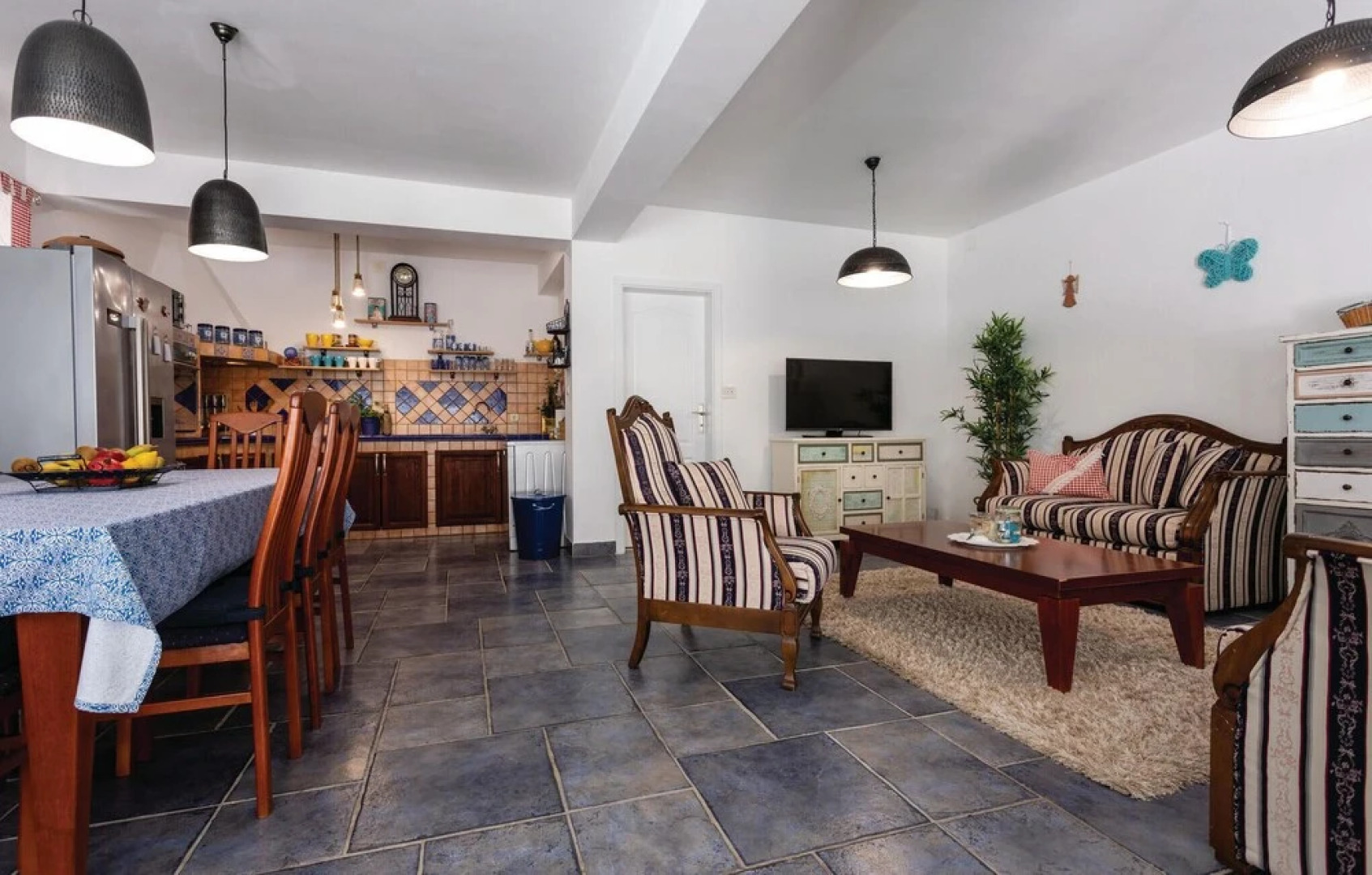 Stunning Home in Kornic With 3 Bedrooms, Wifi and Outdoor Swimming Pool