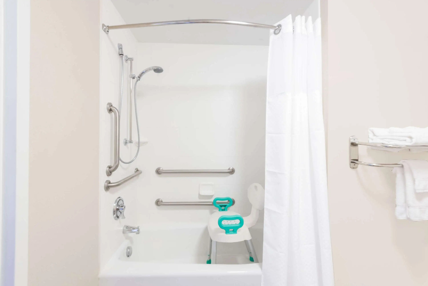 Baymont by Wyndham Erie