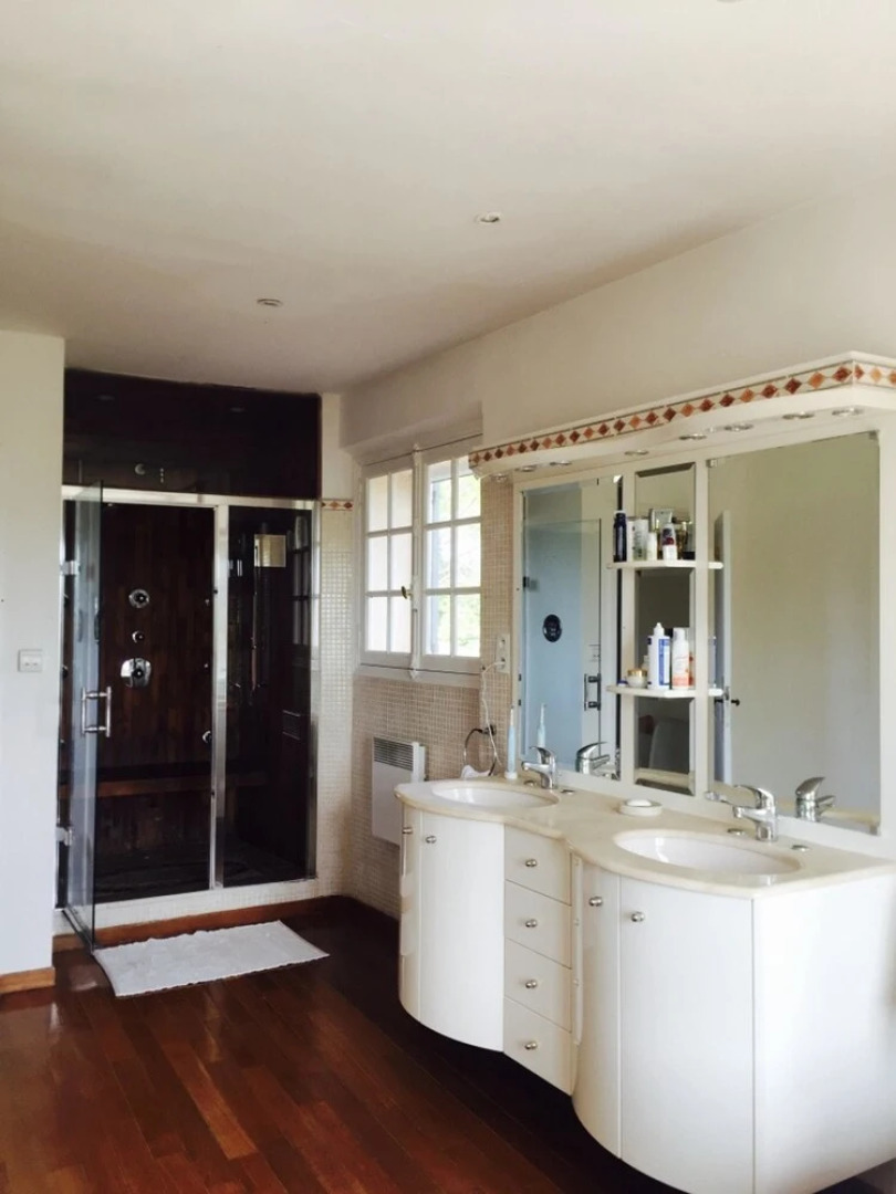 Villa With 5 Bedrooms in Grasse, With Wonderful Mountain View, Private