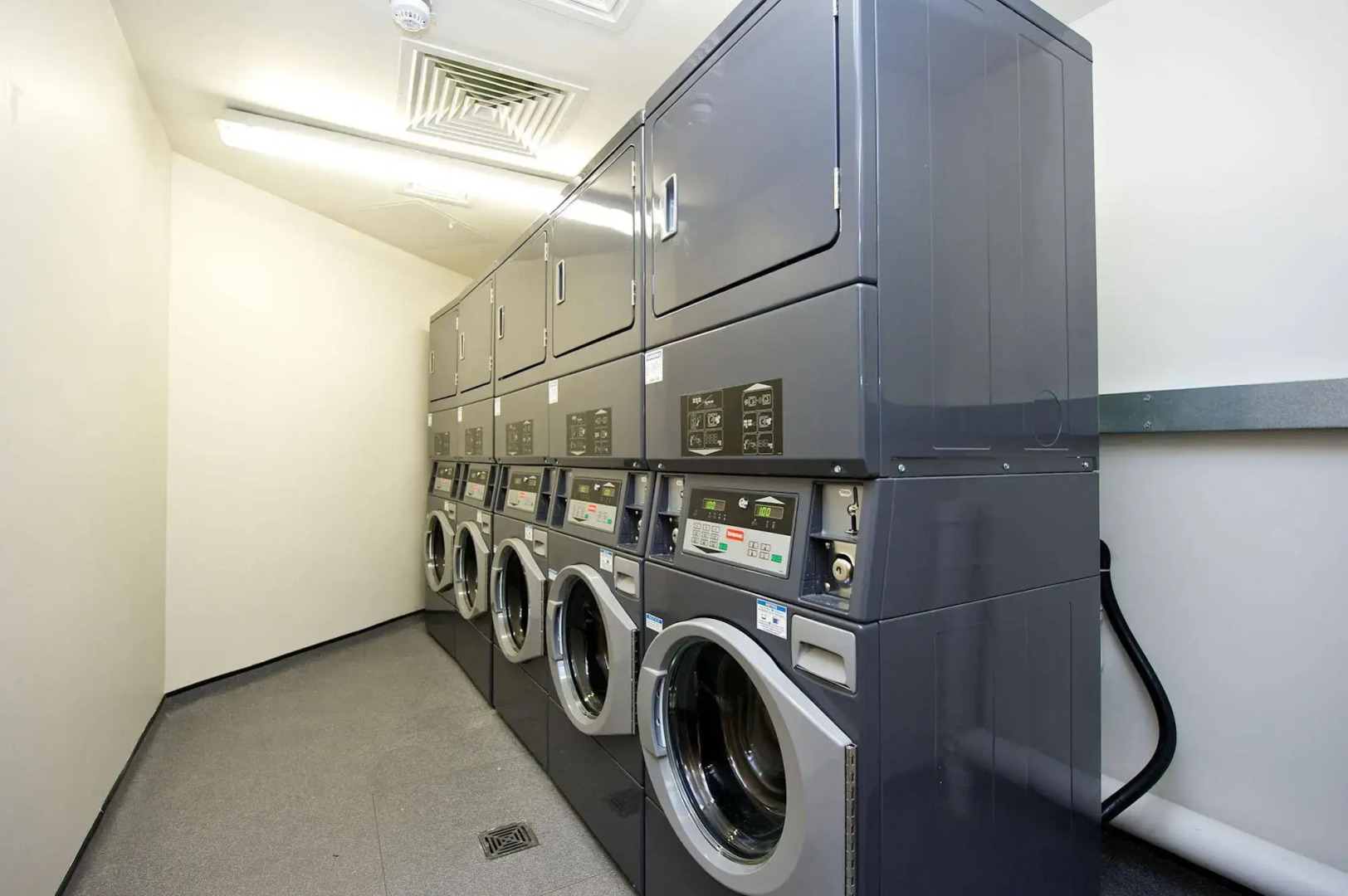 Staycity Aparthotels York - Barbican Center