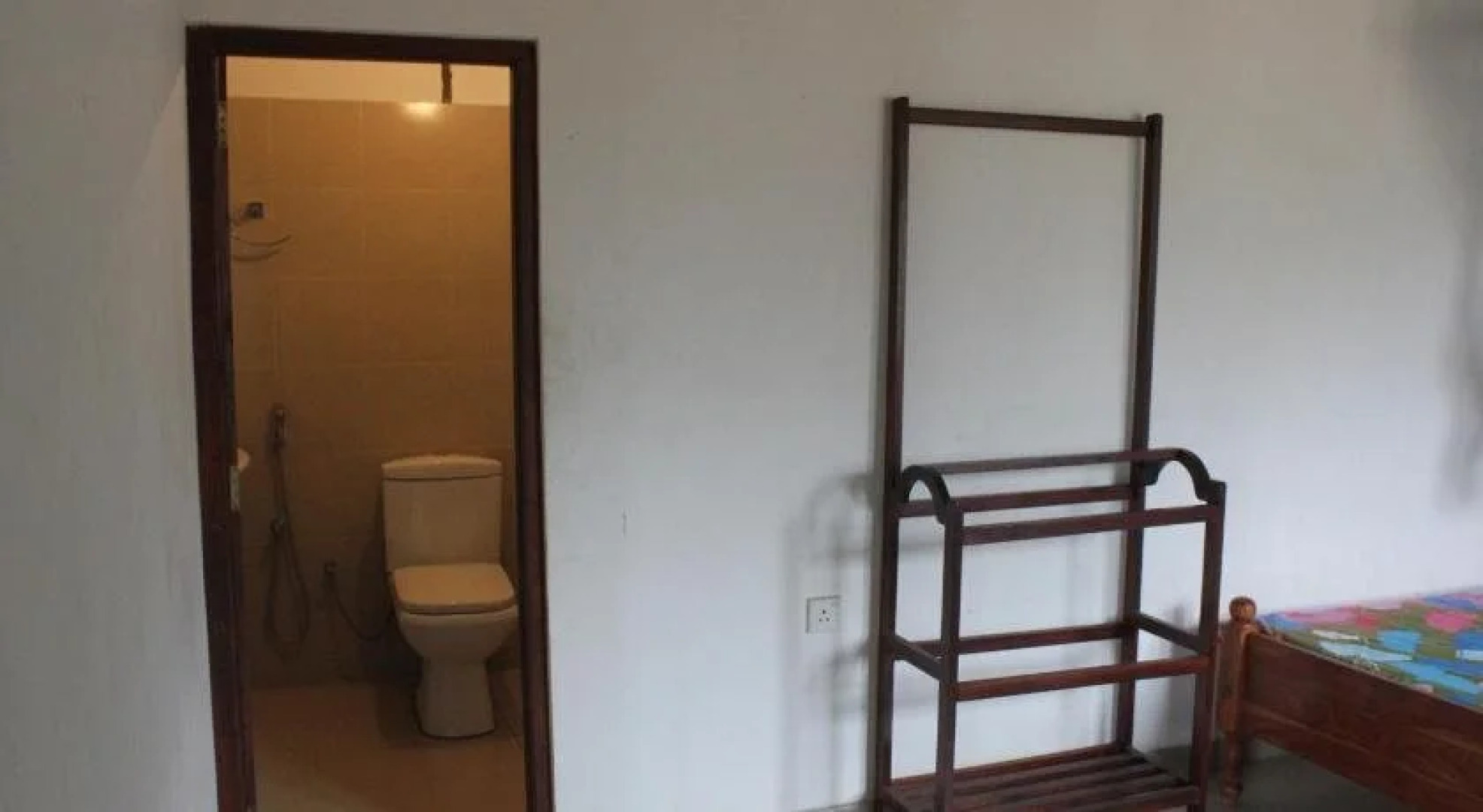 Siriliya Kale Seya Hotel