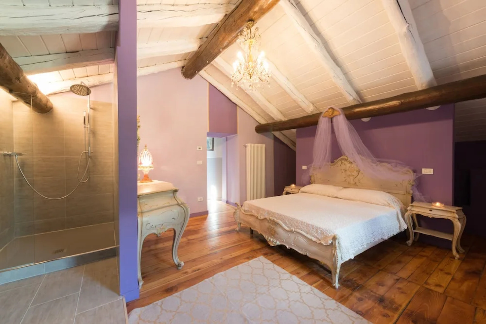 Quart de Lune- Boutique B&B
