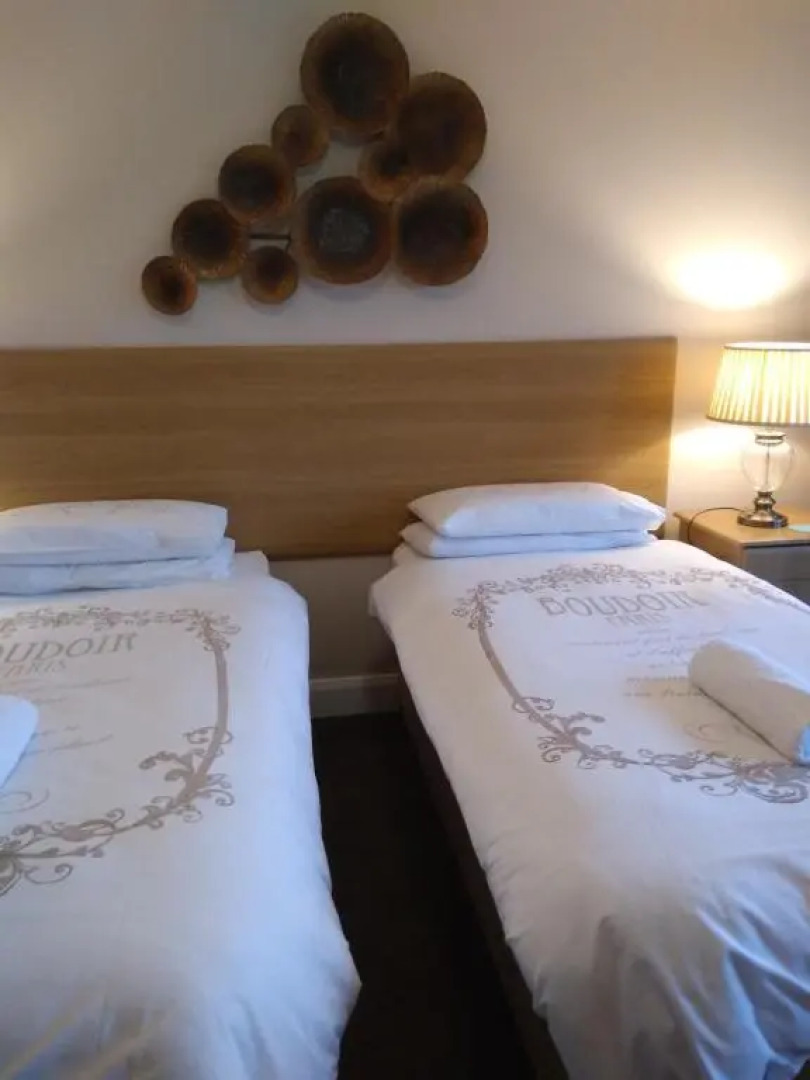 Tollyrose Country House