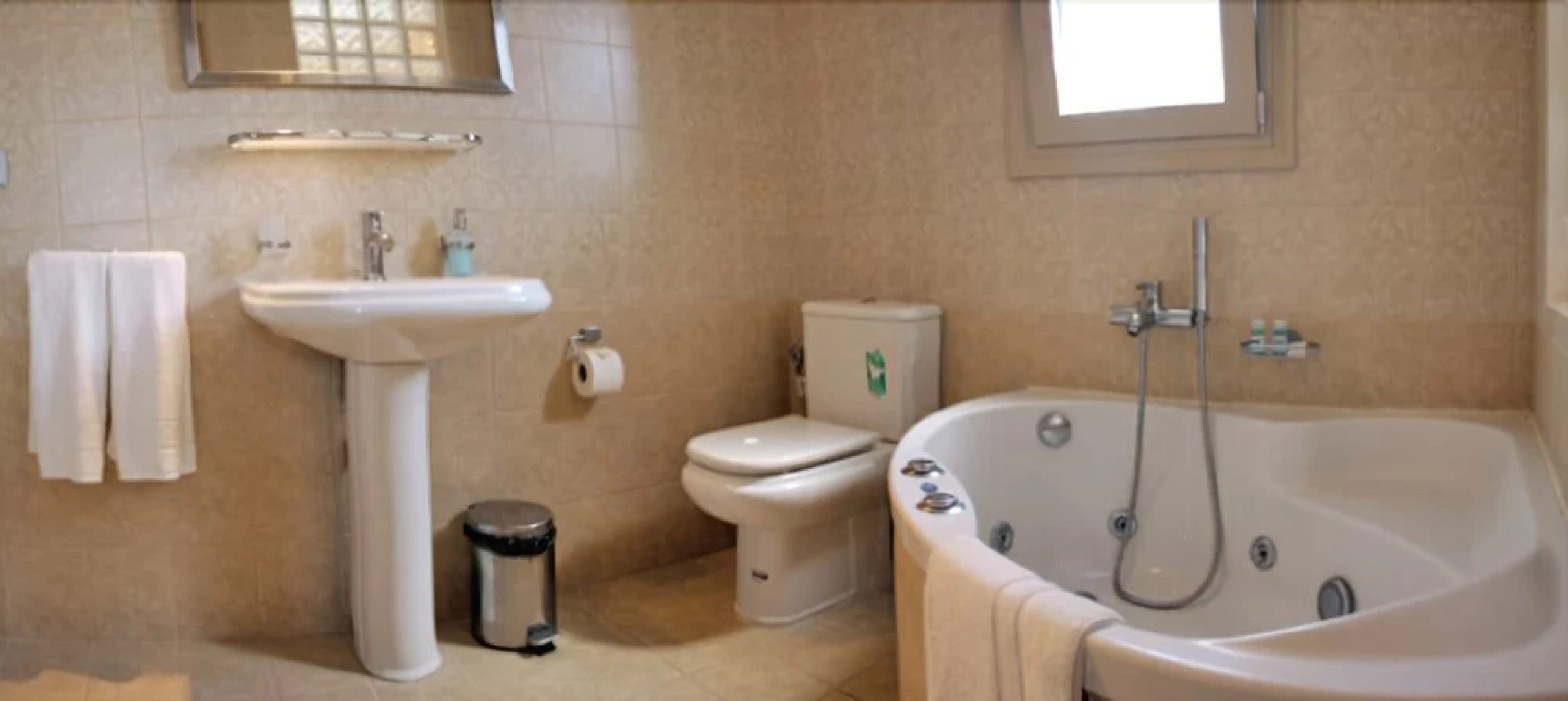 Kalloni Beach Villas