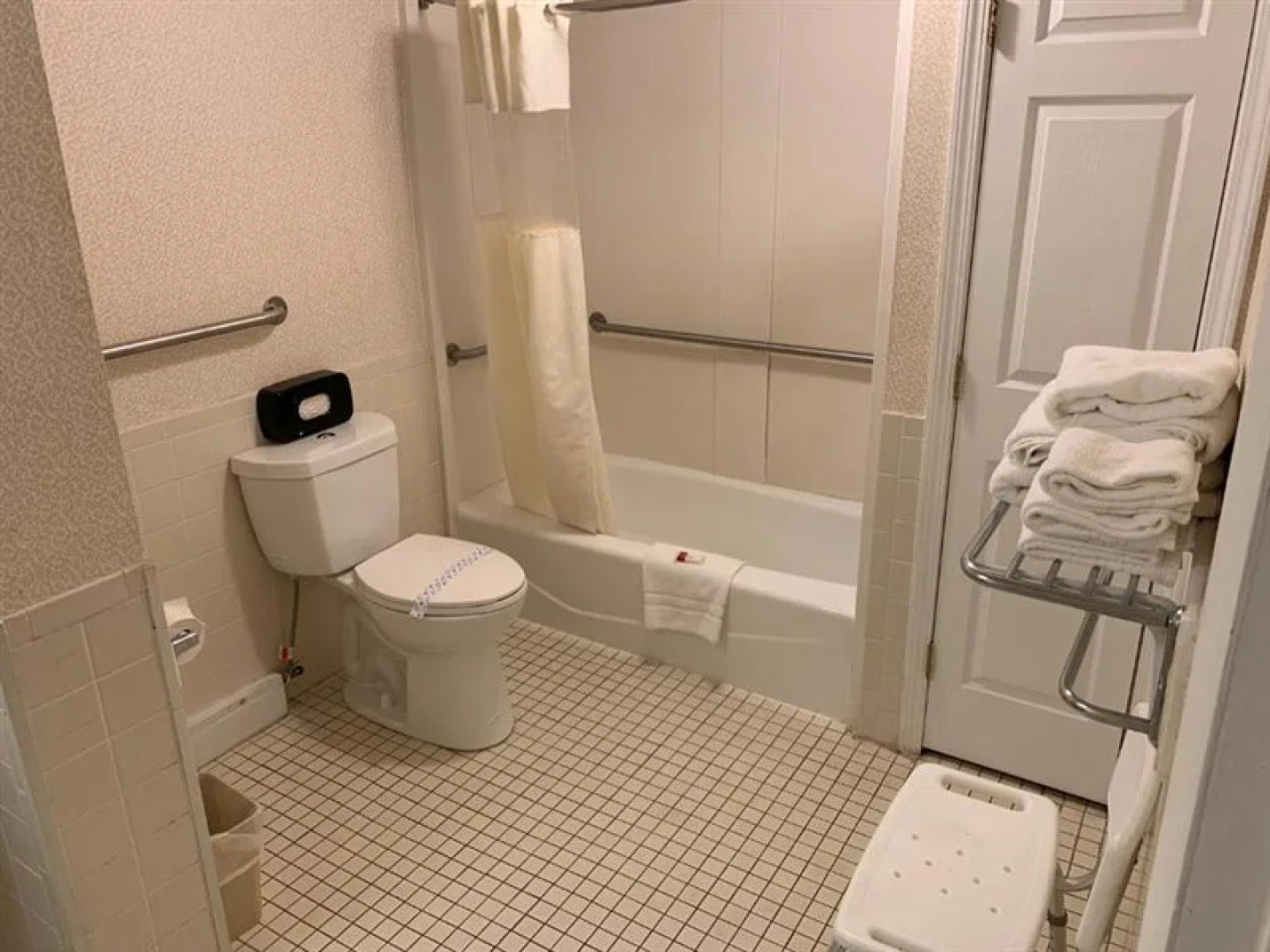 Super 8 By Wyndham Sturbridge