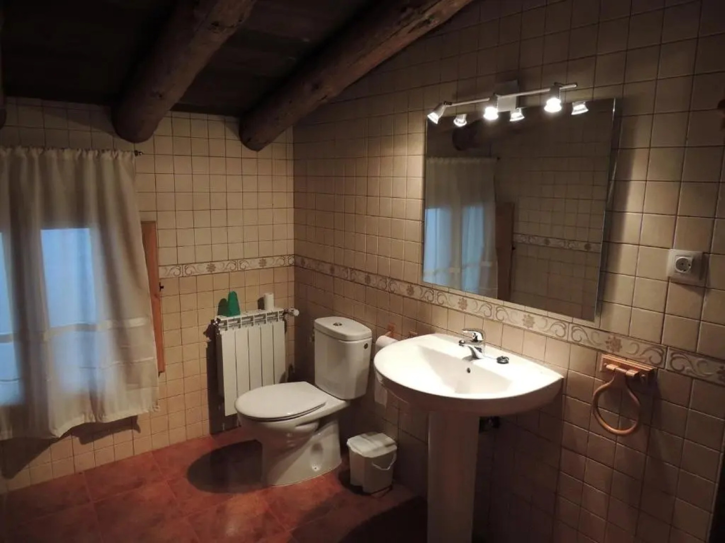 Las Bodegas Del Gilo