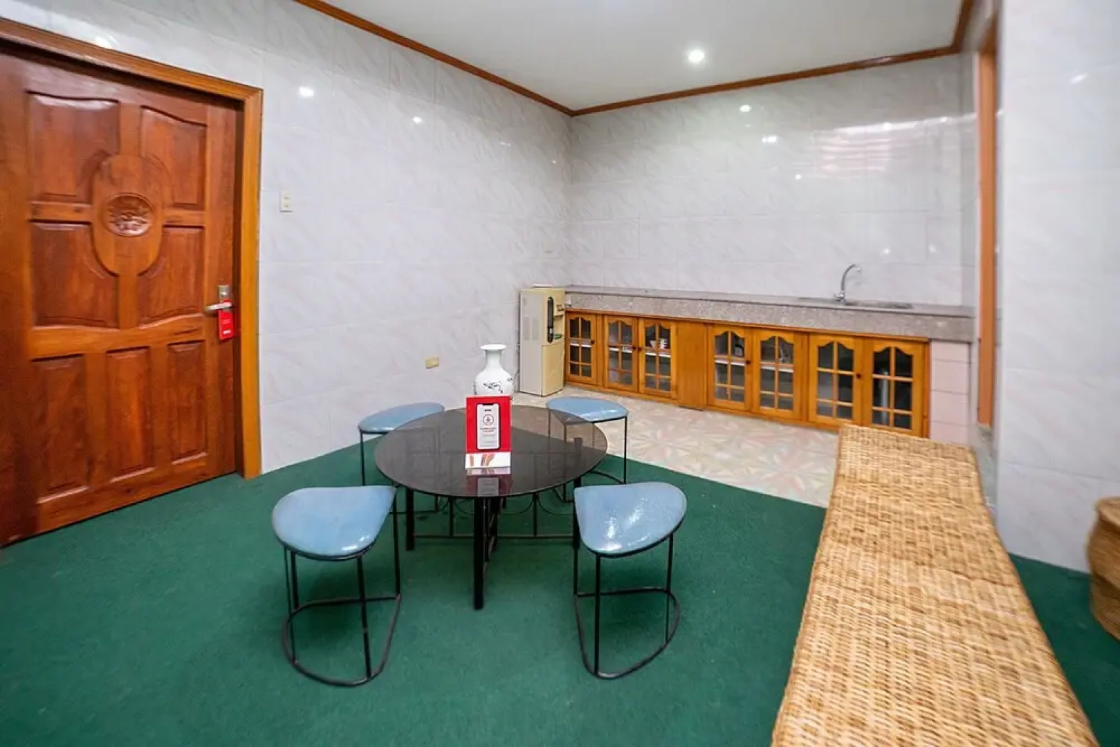 OYO 448 Pvc Pension Haus