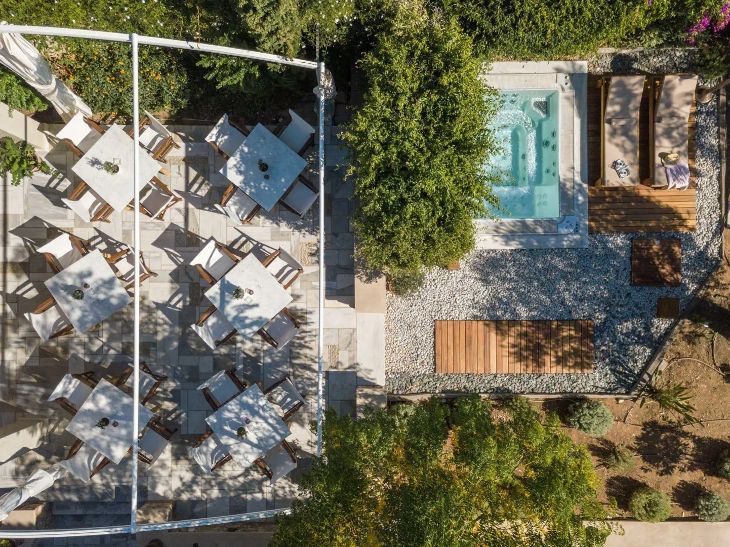 Mare Monte Luxury Suites