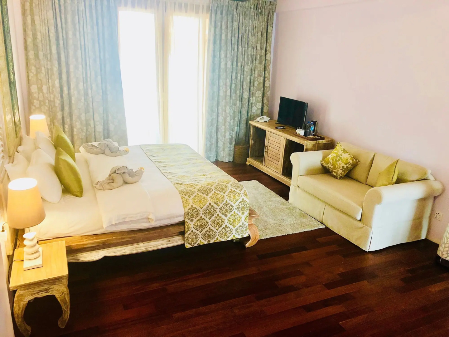 Thaproban Pavilion Resort & Spa