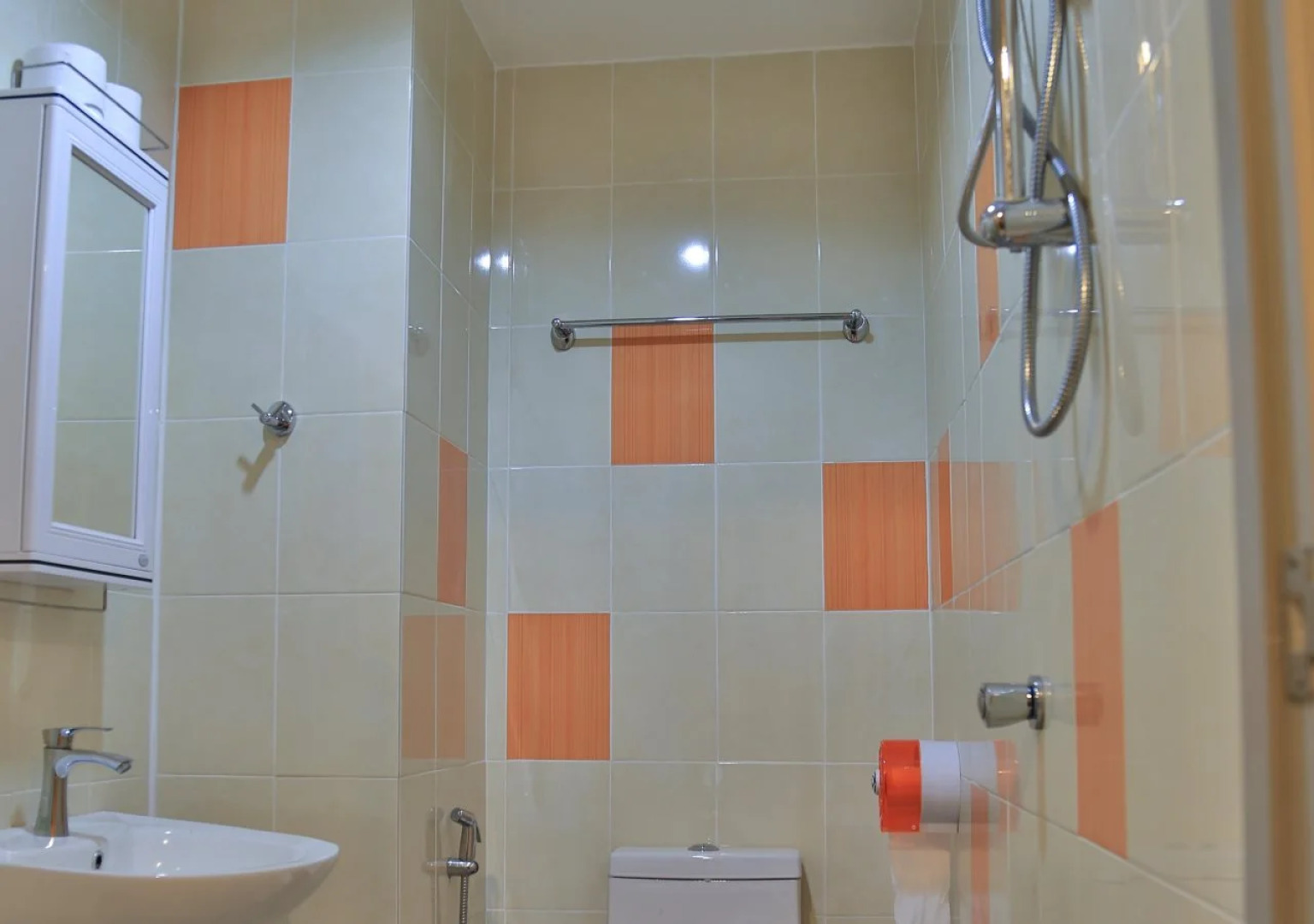 Harrys Hotel, Bar & Restaurant