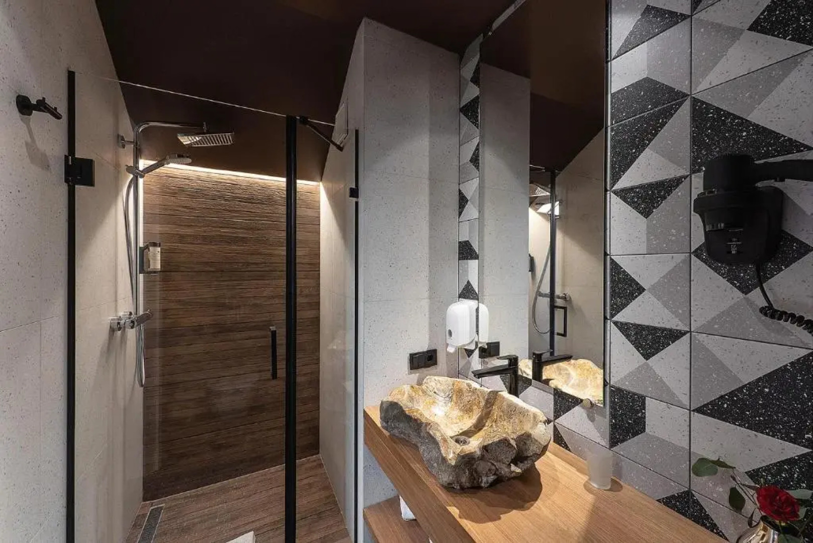 Отель Старая Правда