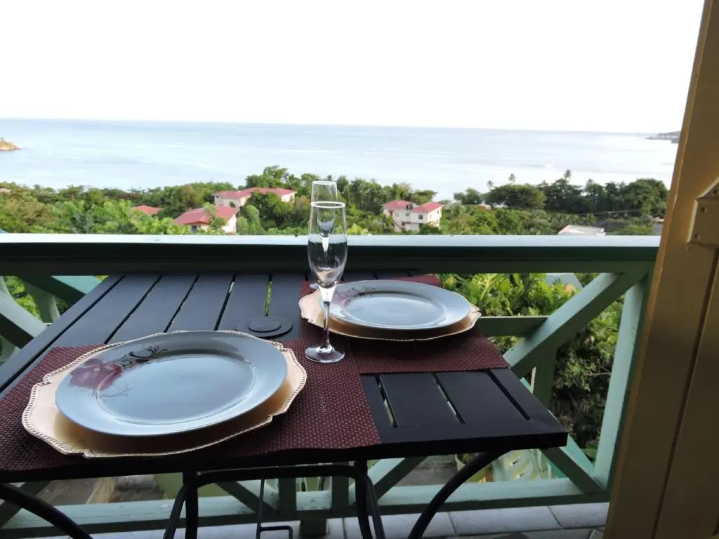 Amazing Beach View Apartments