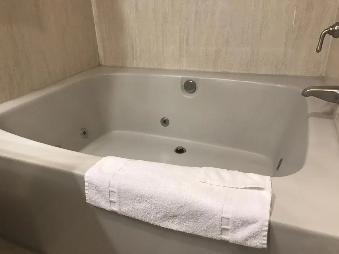 Castaic Inn Near Six Flags Magic Mountain