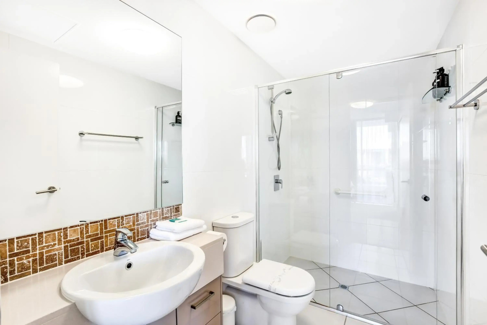 Central Kings Beach 2 BR APT w Pool and Spa access