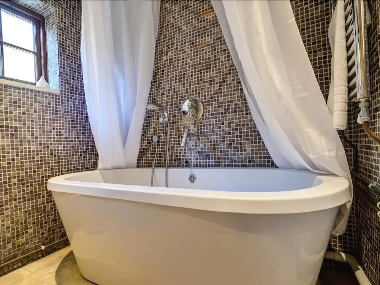 Hollytree Cottage, Chipping Norton