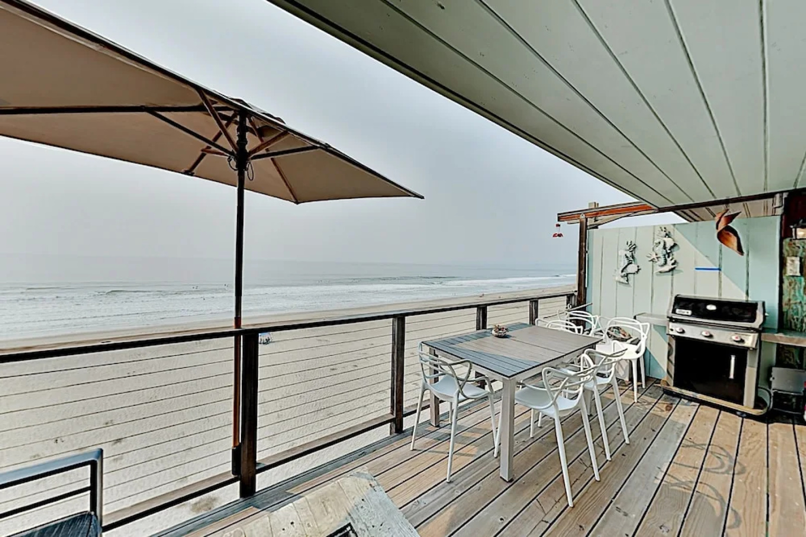 Mer De Calladonn - Ocean-View Oasis w/ Balcony townhouse