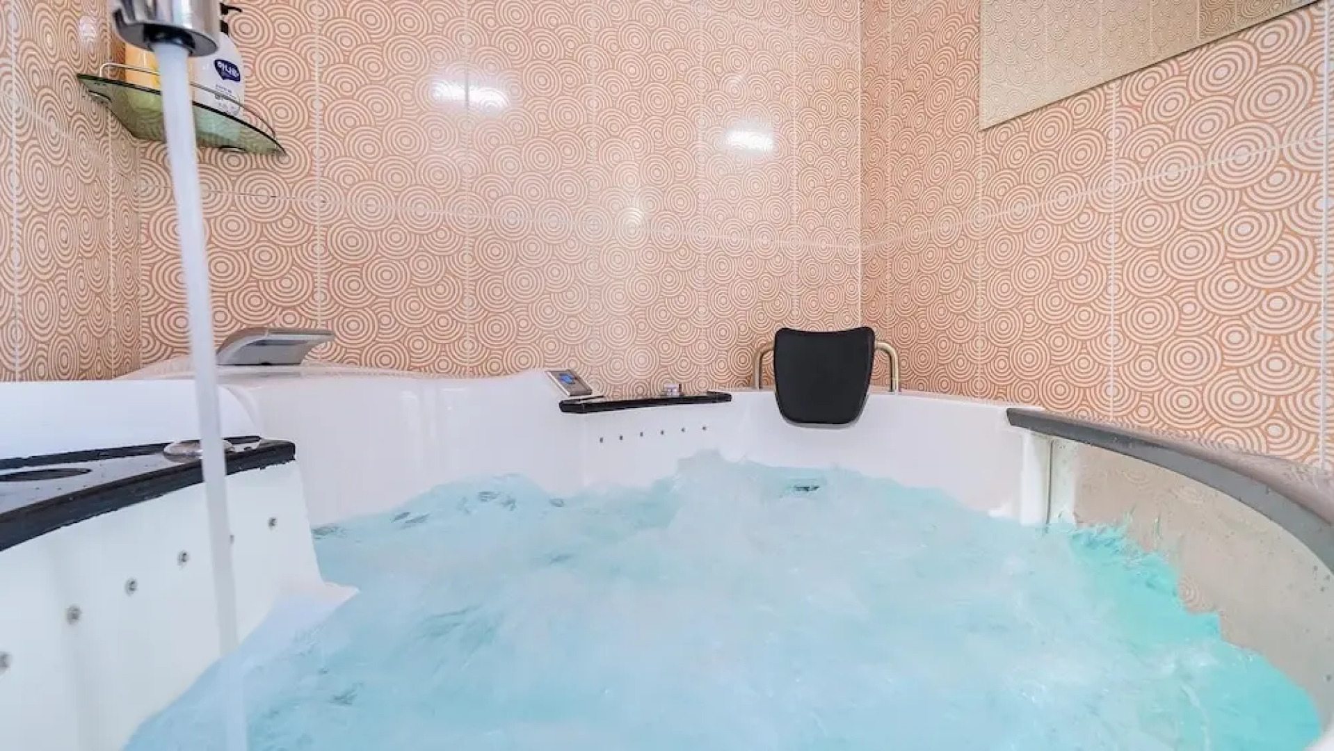 Namhae Montmartre Pension