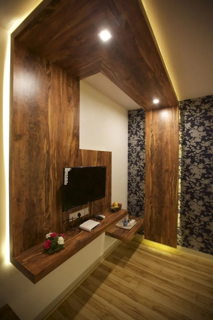 FabHotel Grand Savoury Suites