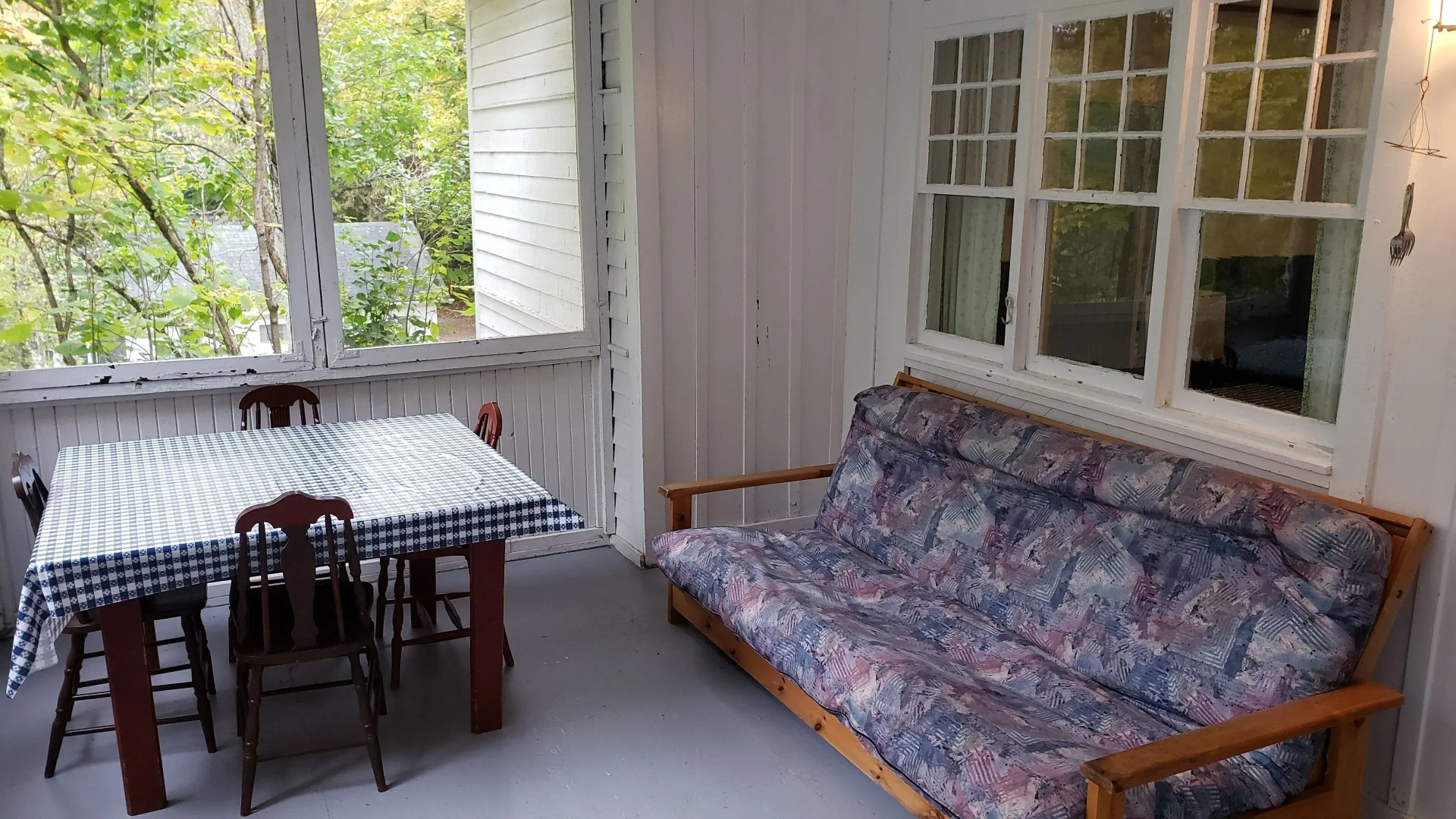Miners Bay Lodge