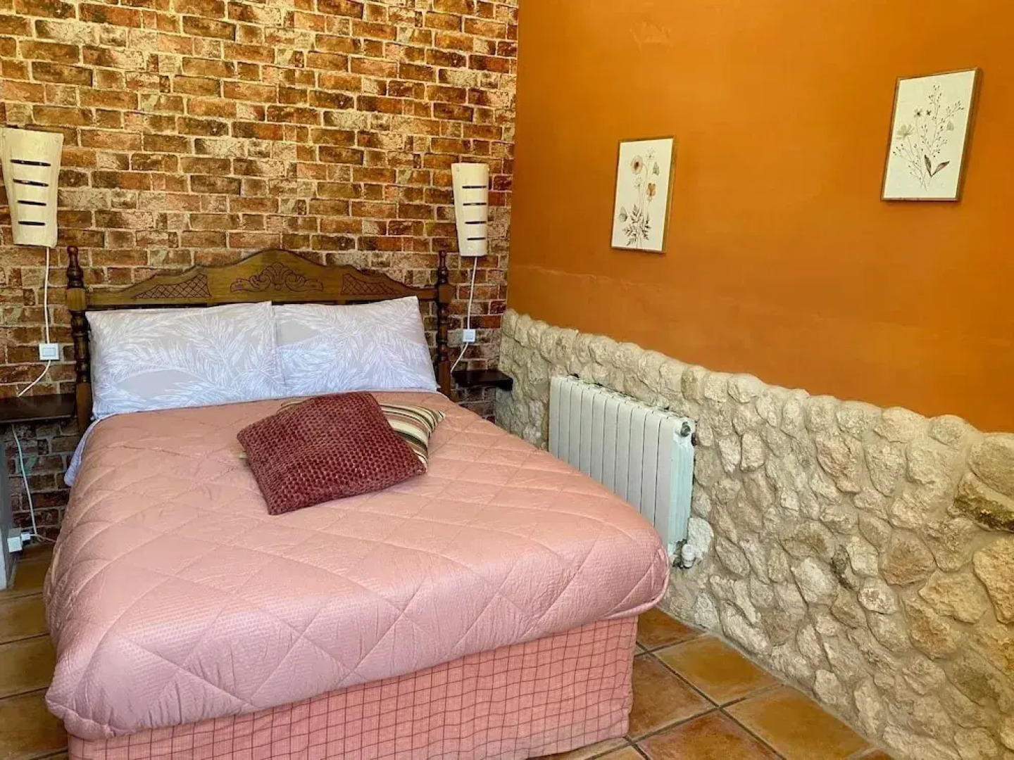 Self Catering Accommodation for the Larger Group