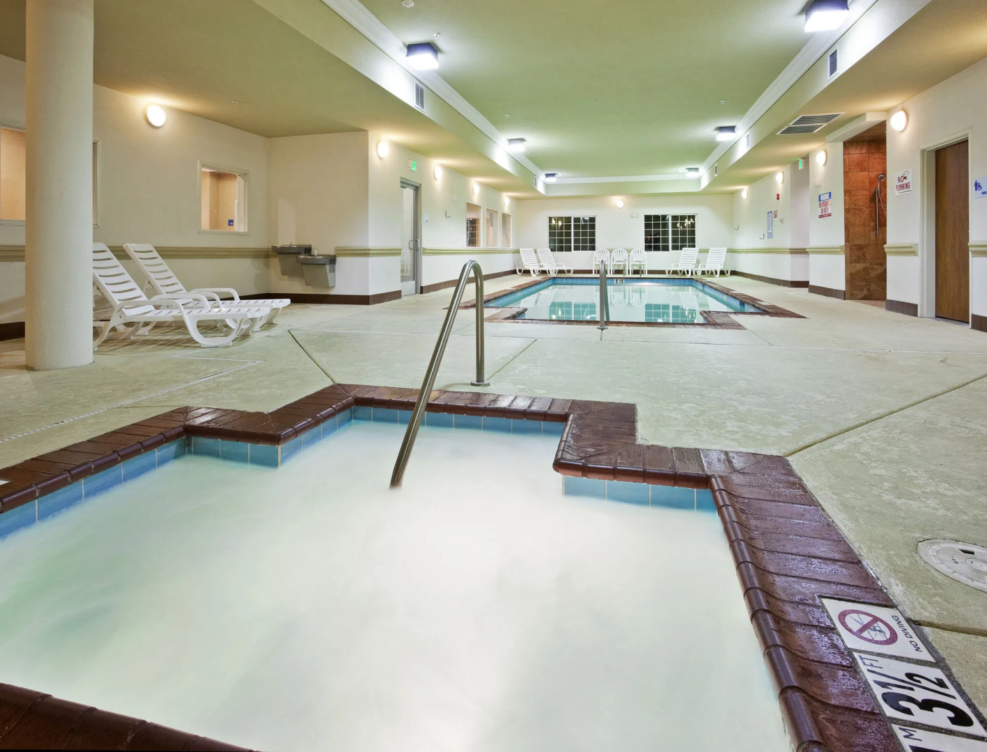 Holiday Inn Express & Suites Klamath Falls Central by IHG