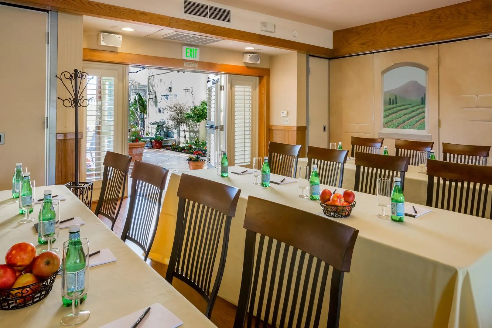 Sonoma Valley Inn, Tapestry Collection by Hilton