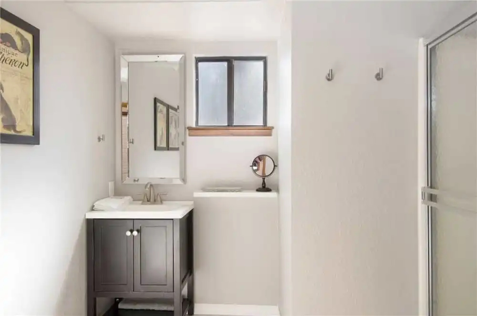 Air Nuevo - Three Bedroom Cabin