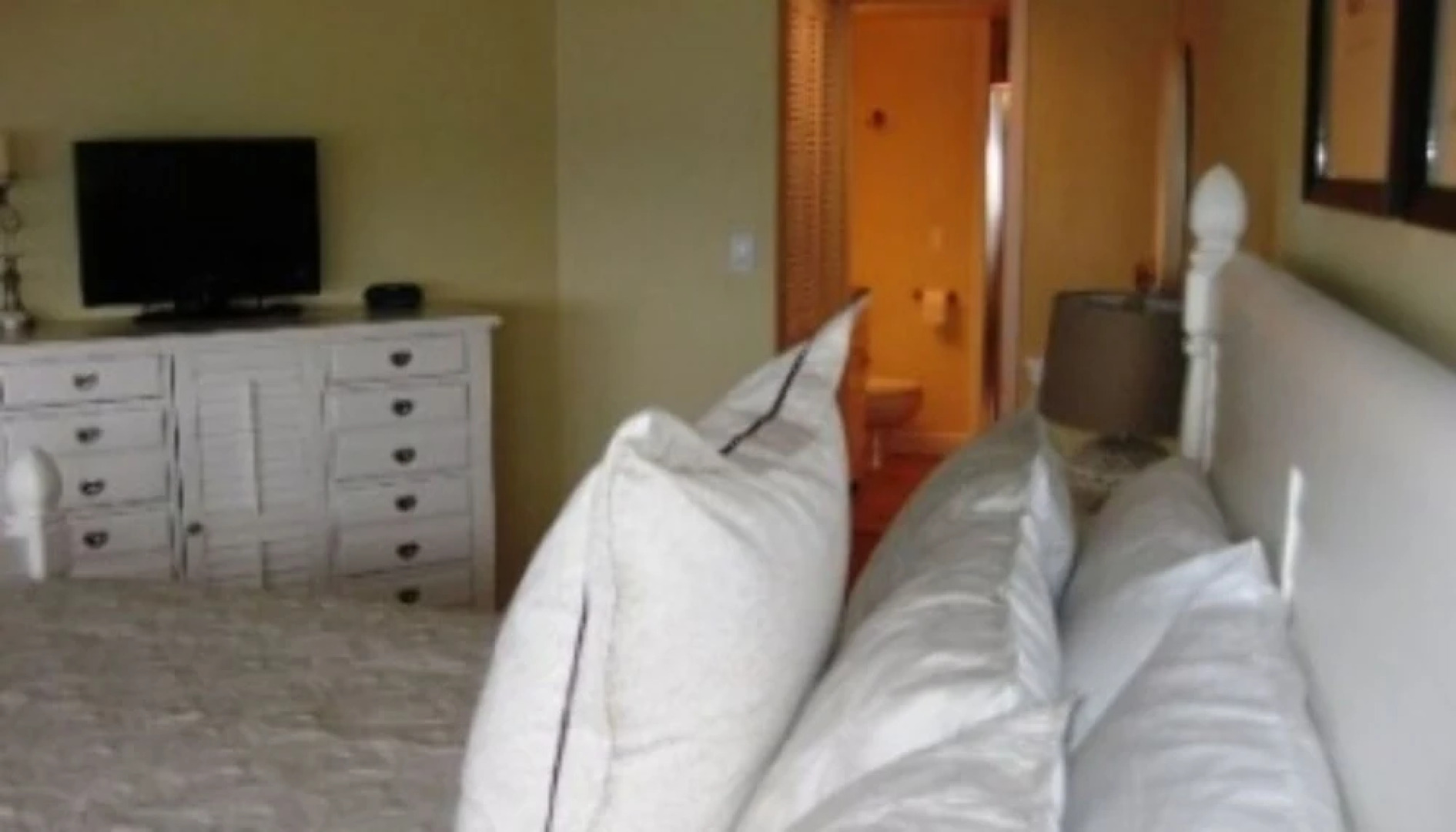 Great Views - Traffic Free Beach - 2 BR 2 BA - South Point Condominium