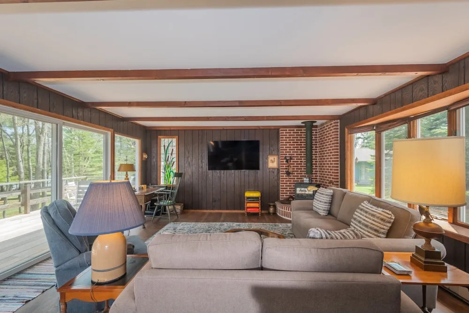 Just Around the Dilly