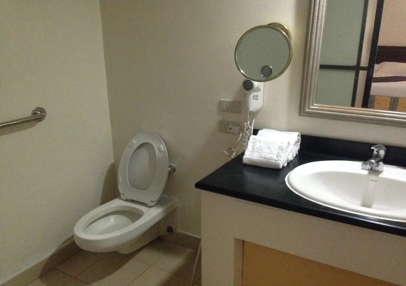 Subic Bay Travelers Hotel & Event Center