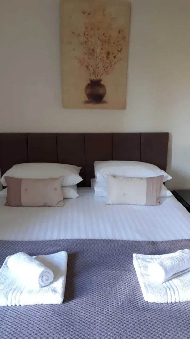 Rowanlea Guest House