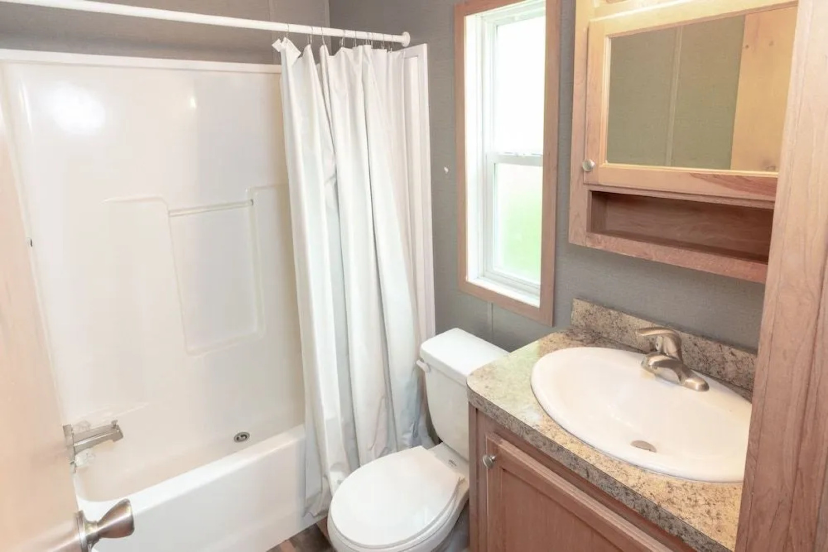 Sun Retreats Peters Pond