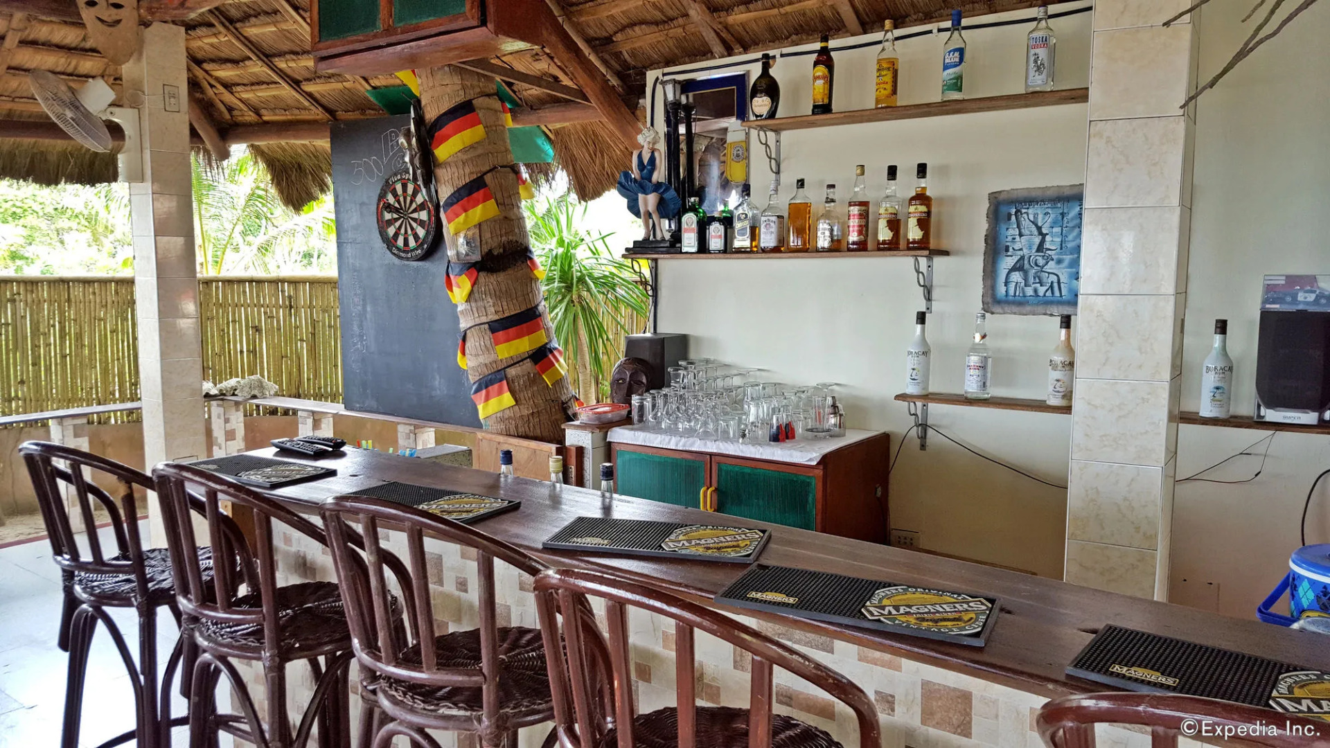 Cooper's Beach Resort