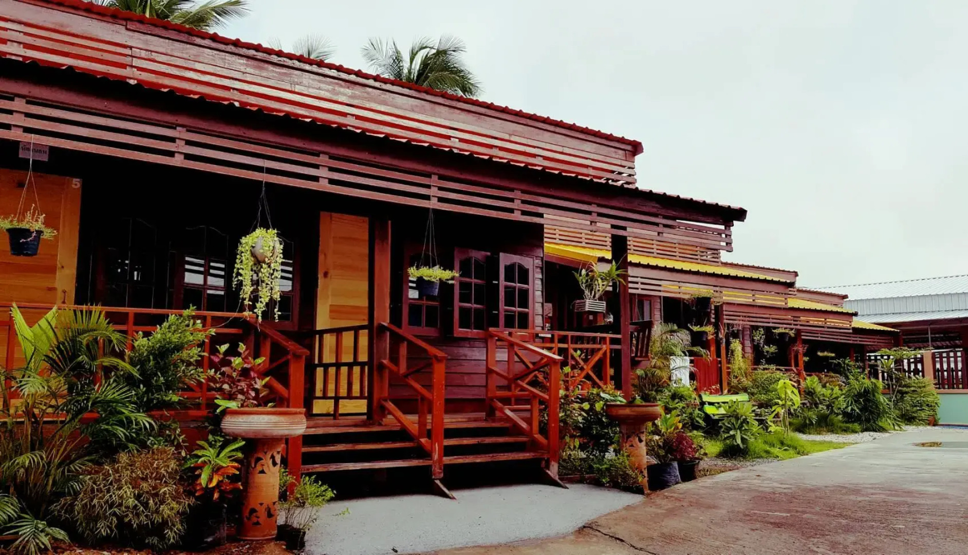 Happy Guesthouse Bungalow