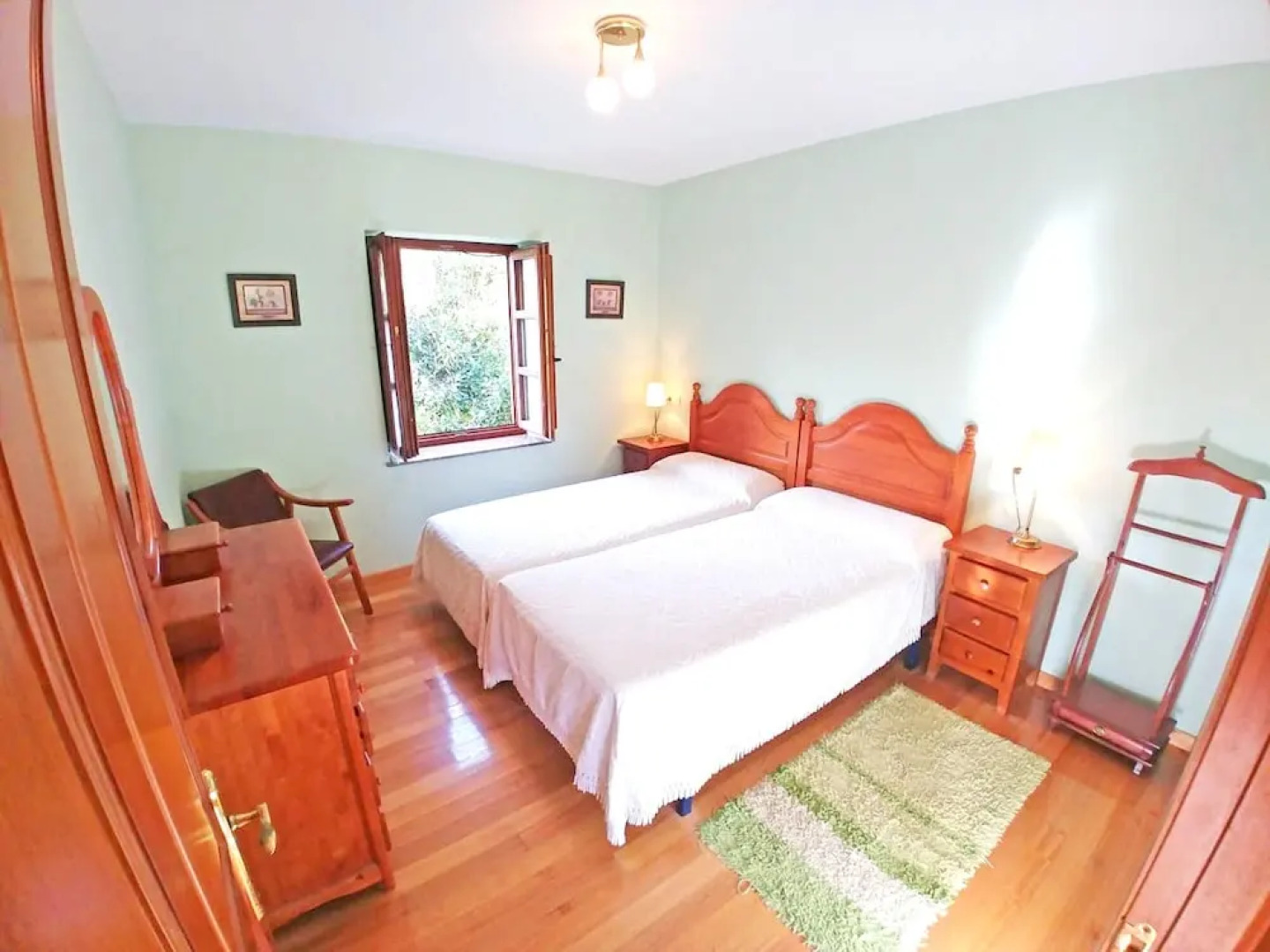 House With 5 Bedrooms in San Román de Villa, With Terrace