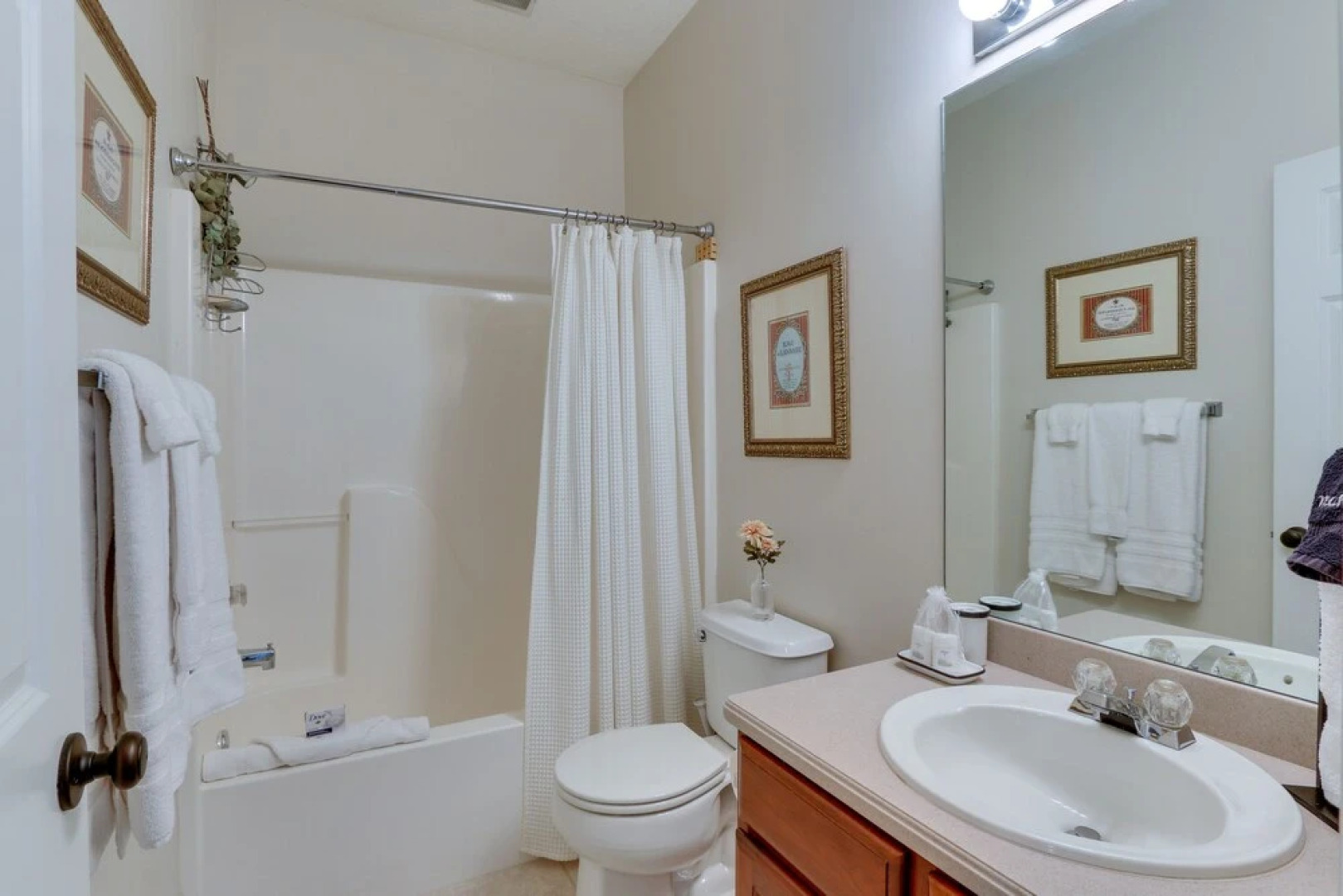 Bluffton Vacation Rental w/ Private Hot Tub