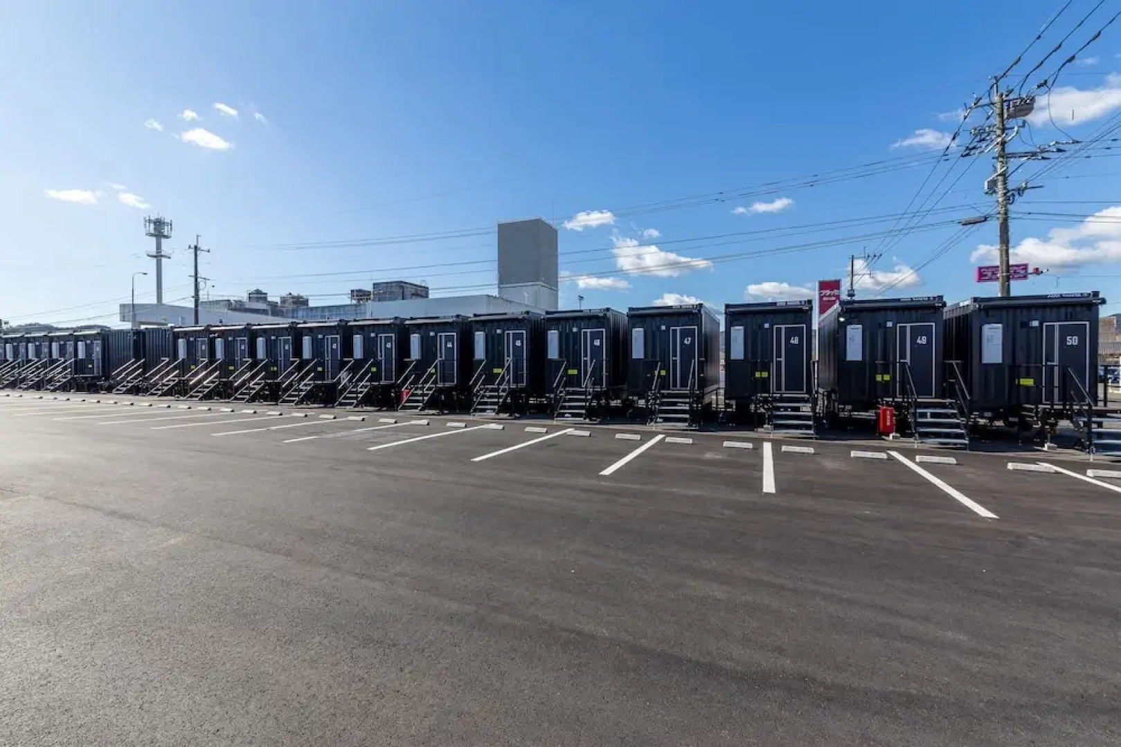 HOTEL R9 The Yard Ebino