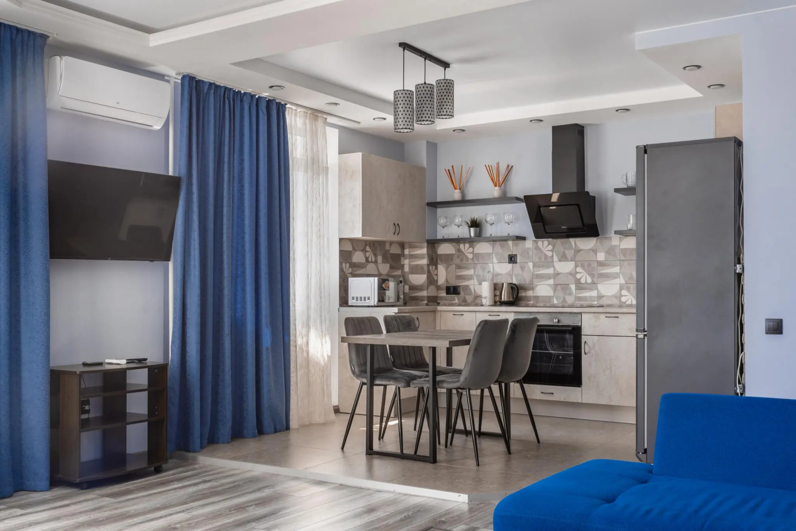 KluchnikOFF (КлючникОФФ)  на Луначарского