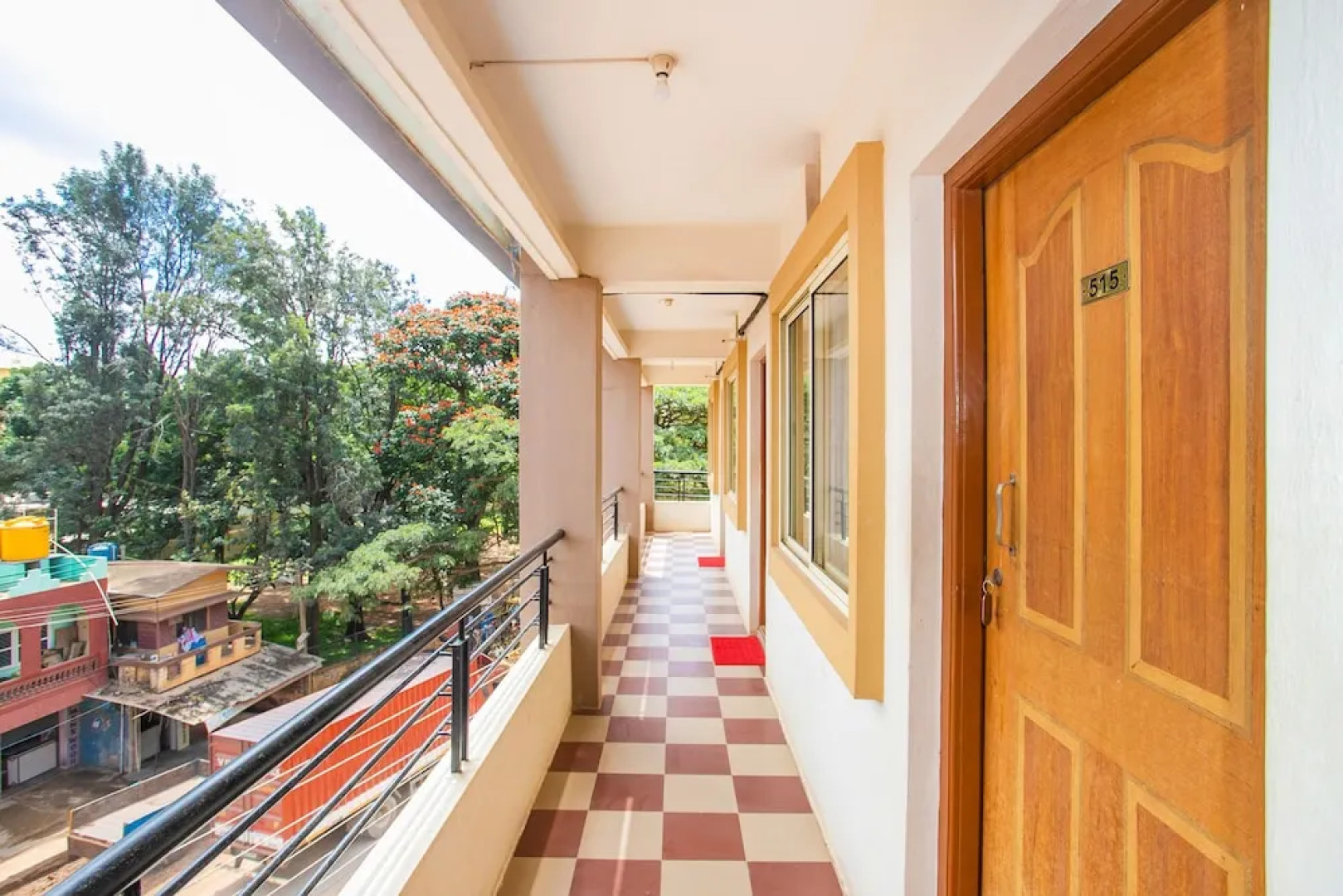 Oyo 19179 Lg Residency