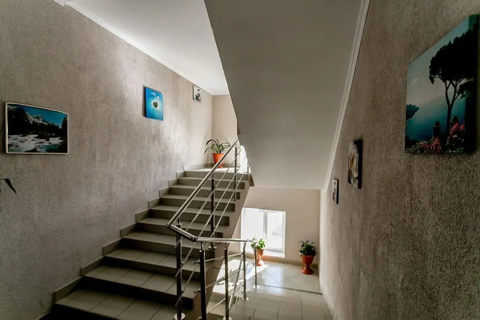 Отель «Белый Сад»