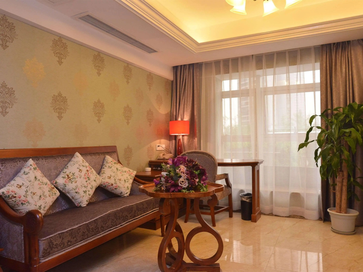 ibis Chongqing Ranjiaba