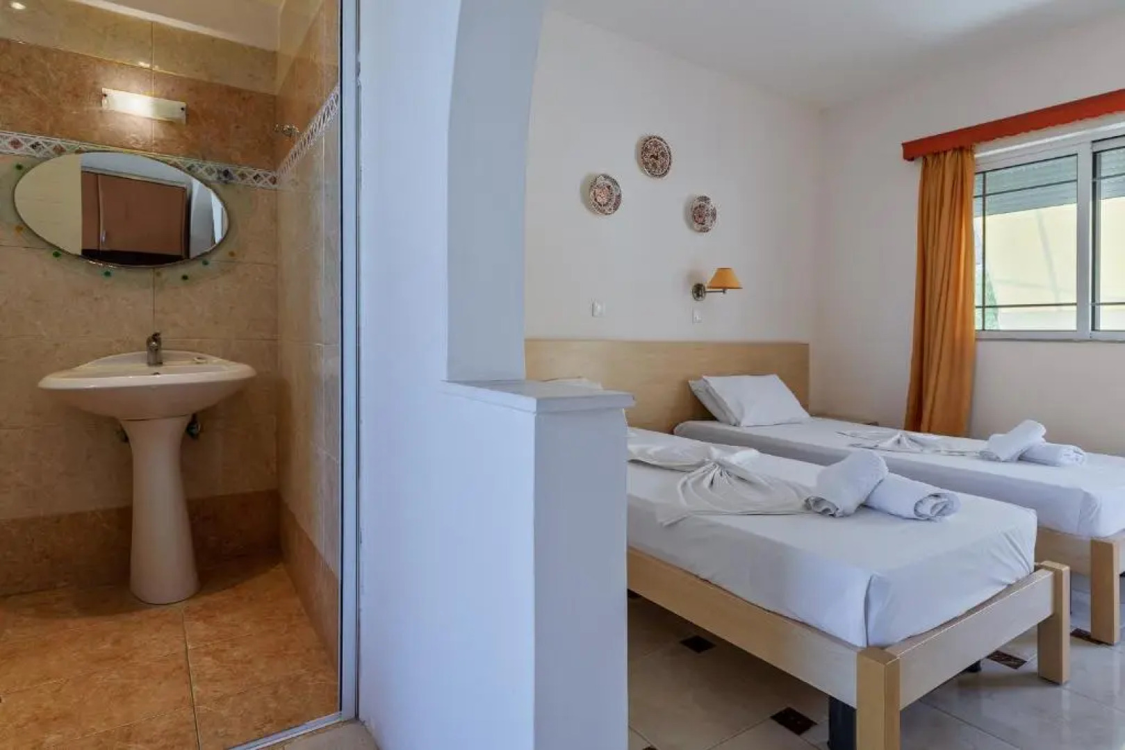 Olympus Tilos Apt Twin B1