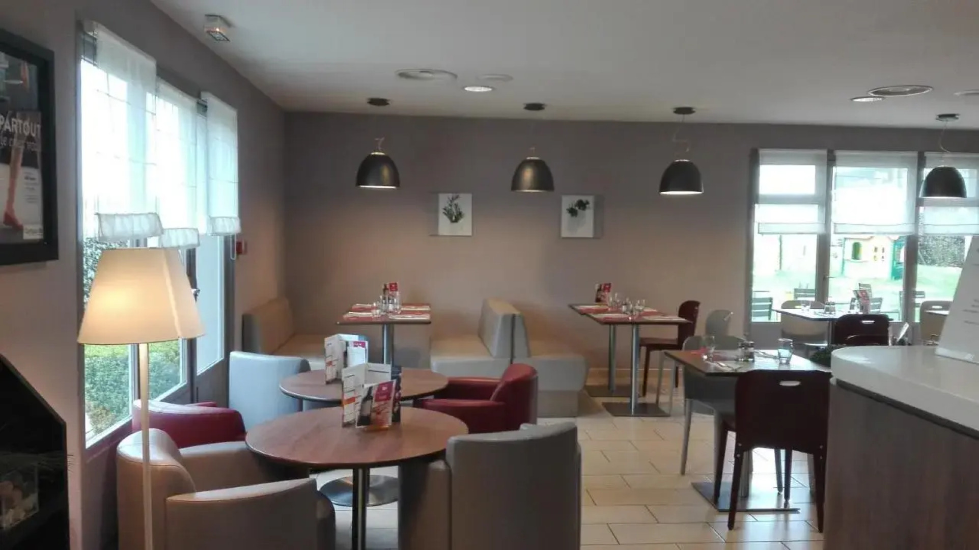 Pink Rainbow Hotel (TEST HOTEL)