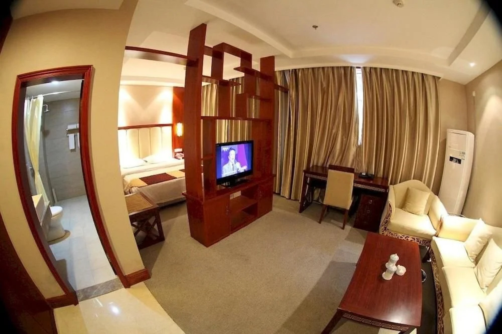 Zangwang Yanwu Holiday Hotel