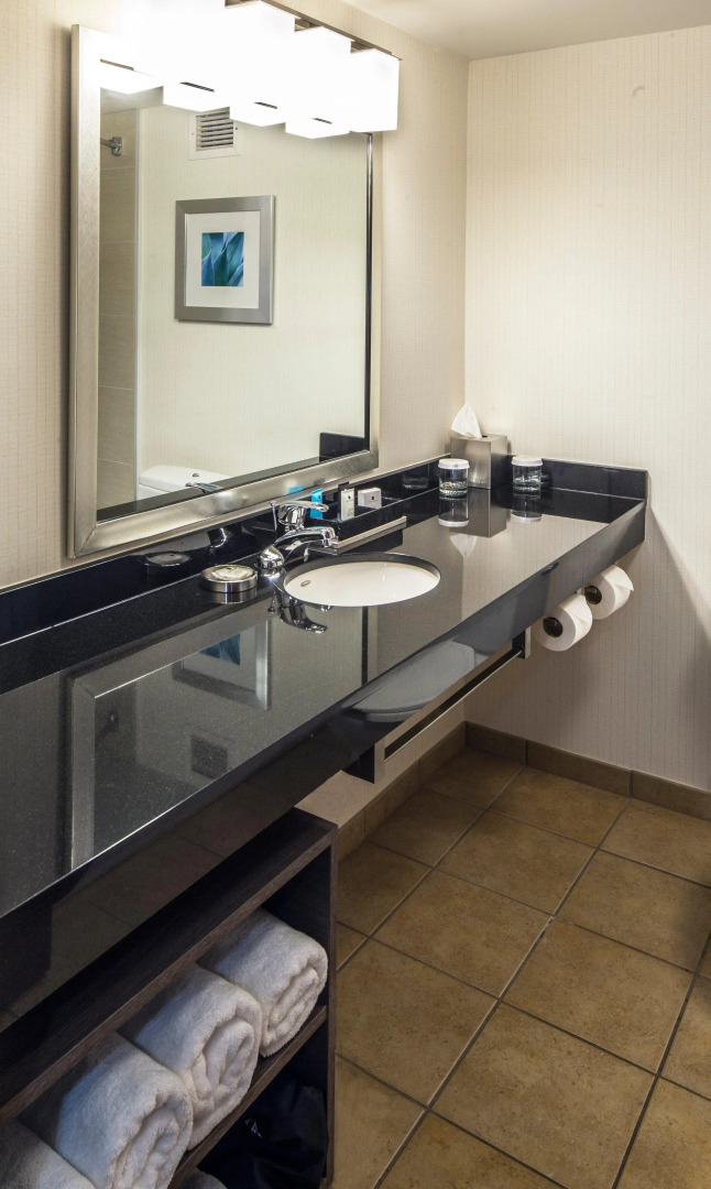 Crowne Plaza Suites Pittsburgh South by IHG