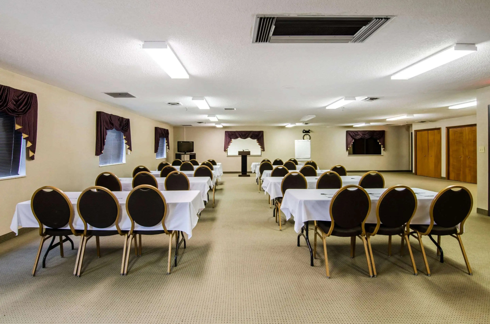 Quality Inn Summersville - New River Area